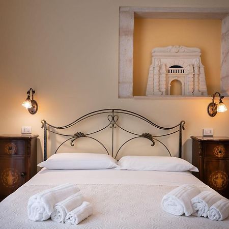 Ares Rooms Ortigia Сиракузы Экстерьер фото