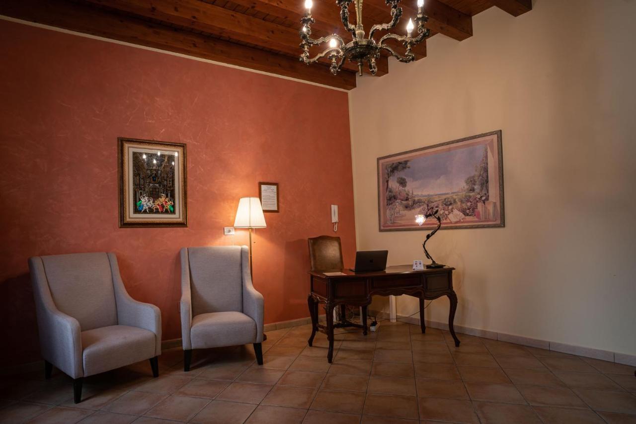 Ares Rooms Ortigia Сиракузы Экстерьер фото