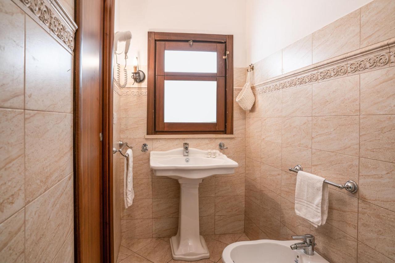 Ares Rooms Ortigia Сиракузы Экстерьер фото