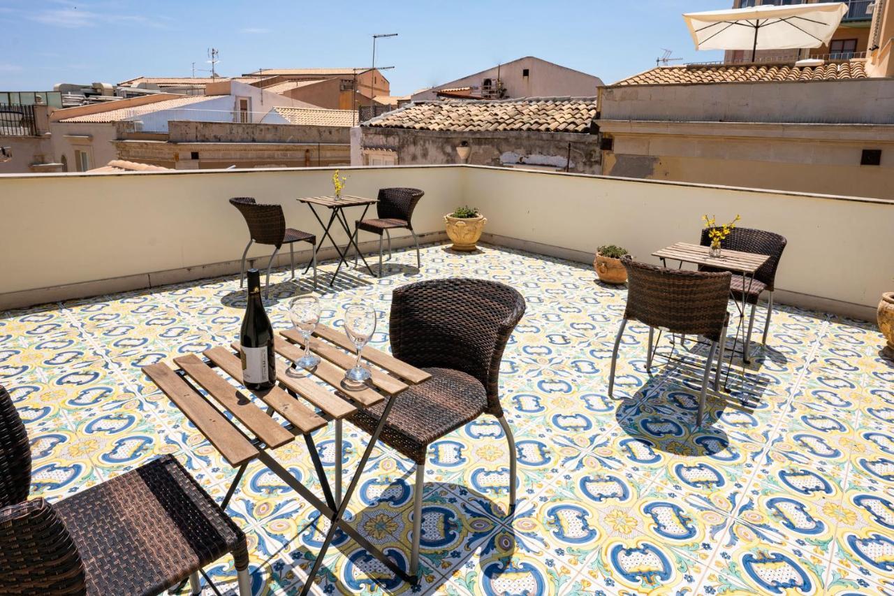 Ares Rooms Ortigia Сиракузы Экстерьер фото